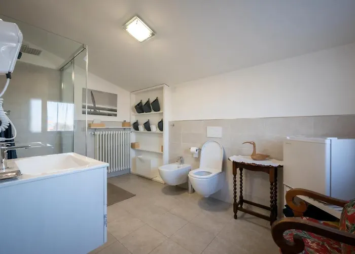 And Sail Bed & Breakfast 3*