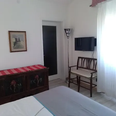 Bed and breakfast And Sail 3*