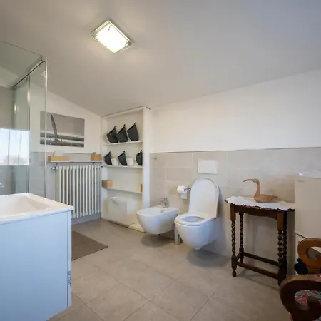 And Sail Bed & Breakfast 3*